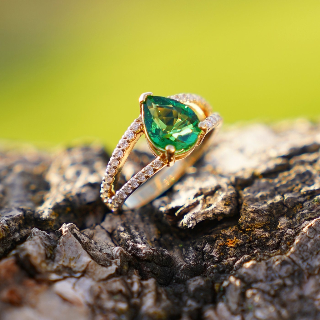 bague aura fine gems