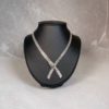 collier rubans or blanc et saphirs